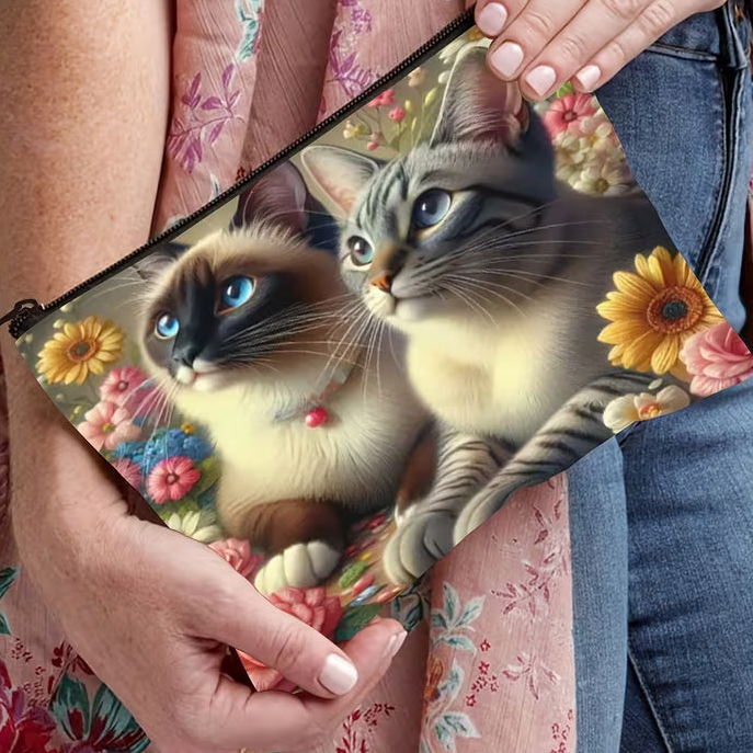 Cartoon cat-printed makeup bag