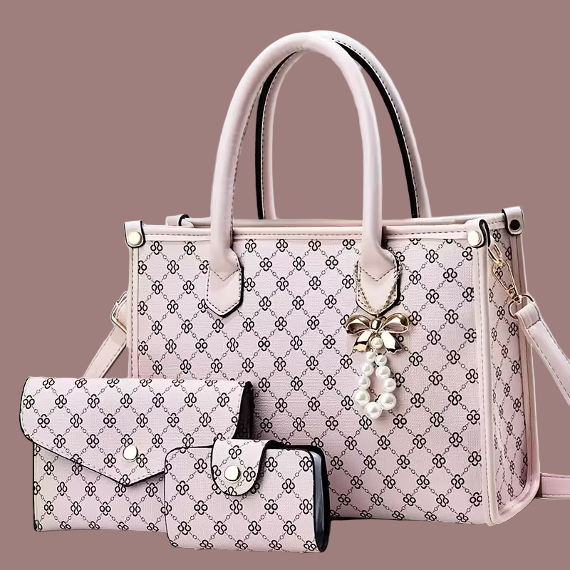 Fashionable and versatile shoulder bag