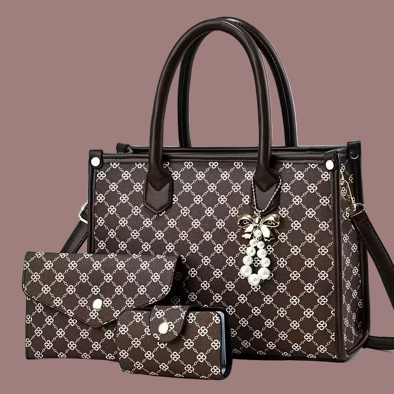 Fashionable and versatile shoulder bag