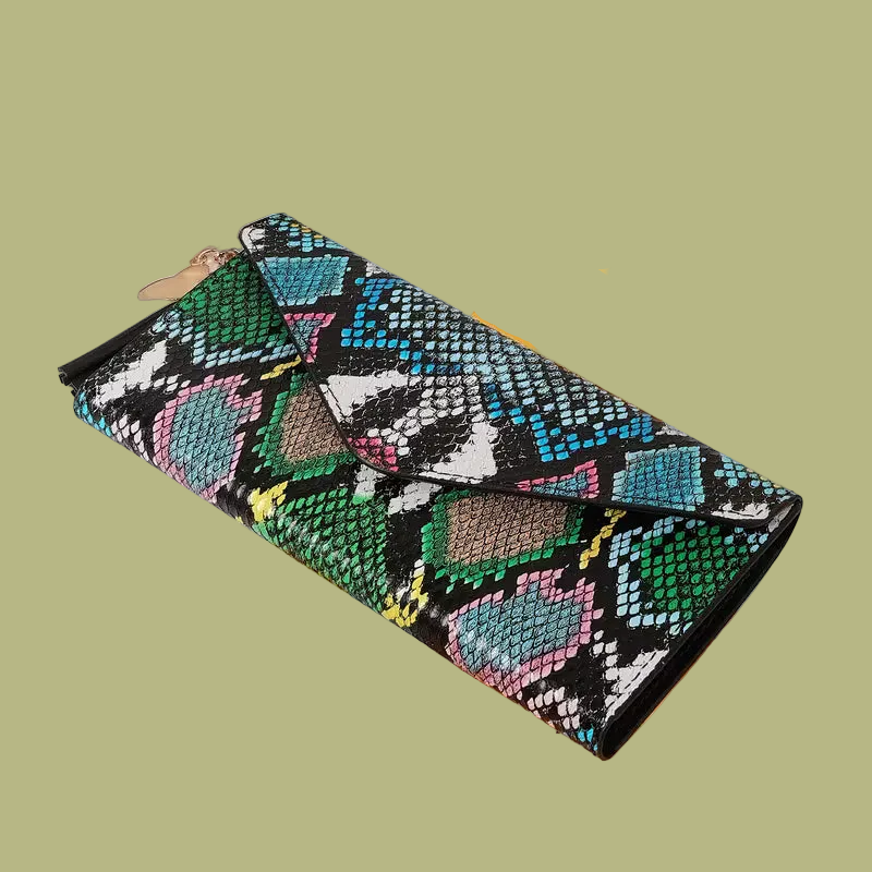 Elegant Women's Trifold Wallet with Tassel Decoration