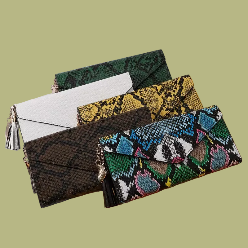 Elegant Women's Trifold Wallet with Tassel Decoration